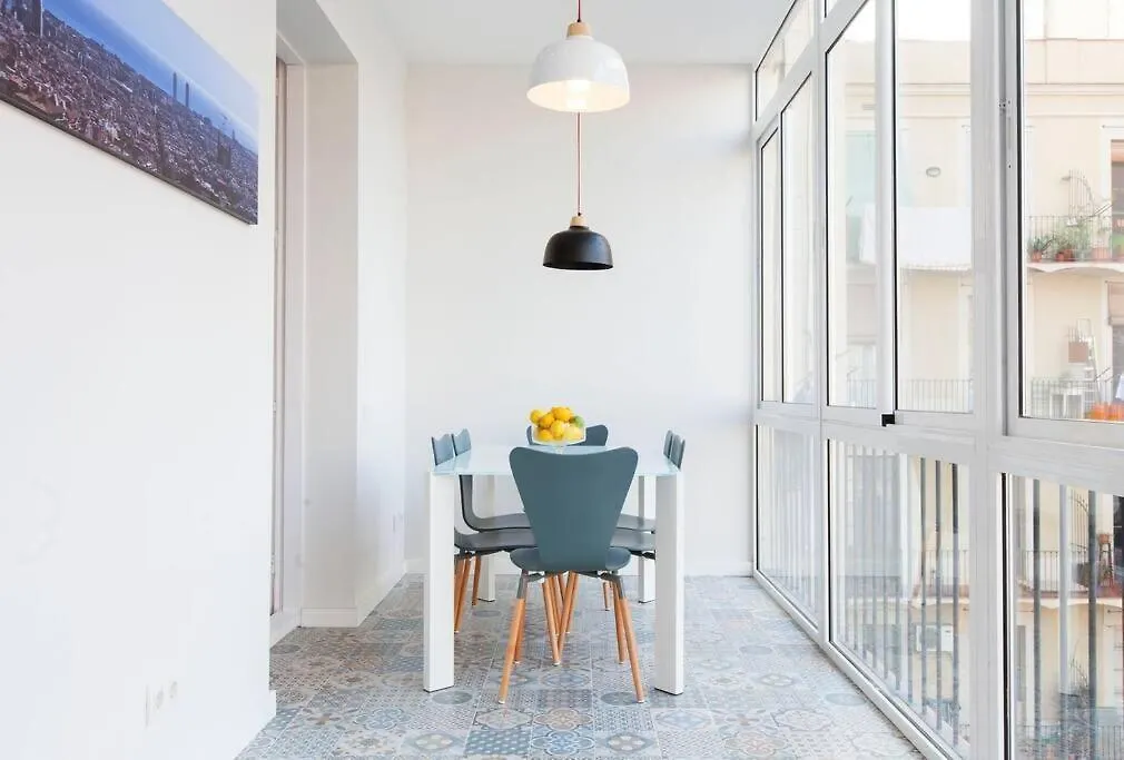 Perfectly Located 4Bed 4Bath Apartment In Eixample Barcelona